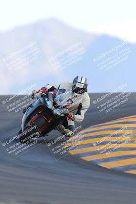 media/Oct-03-2022-Moto Forza (Mon) [[5f077a3730]]/Advanced Group/Session 5 (Turn 12)/